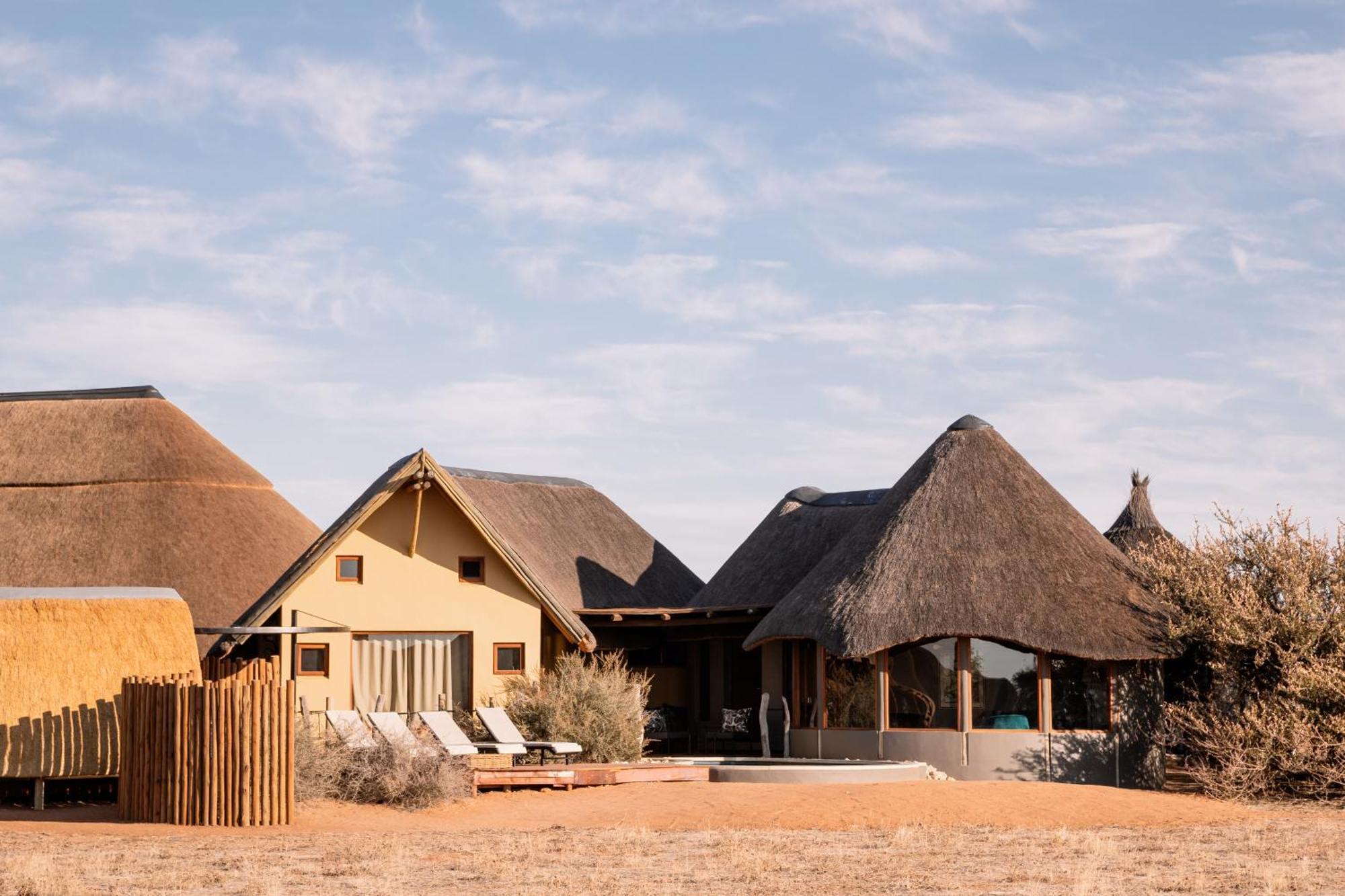 Kalahari Red Dunes Lodge Kalkrand Ngoại thất bức ảnh